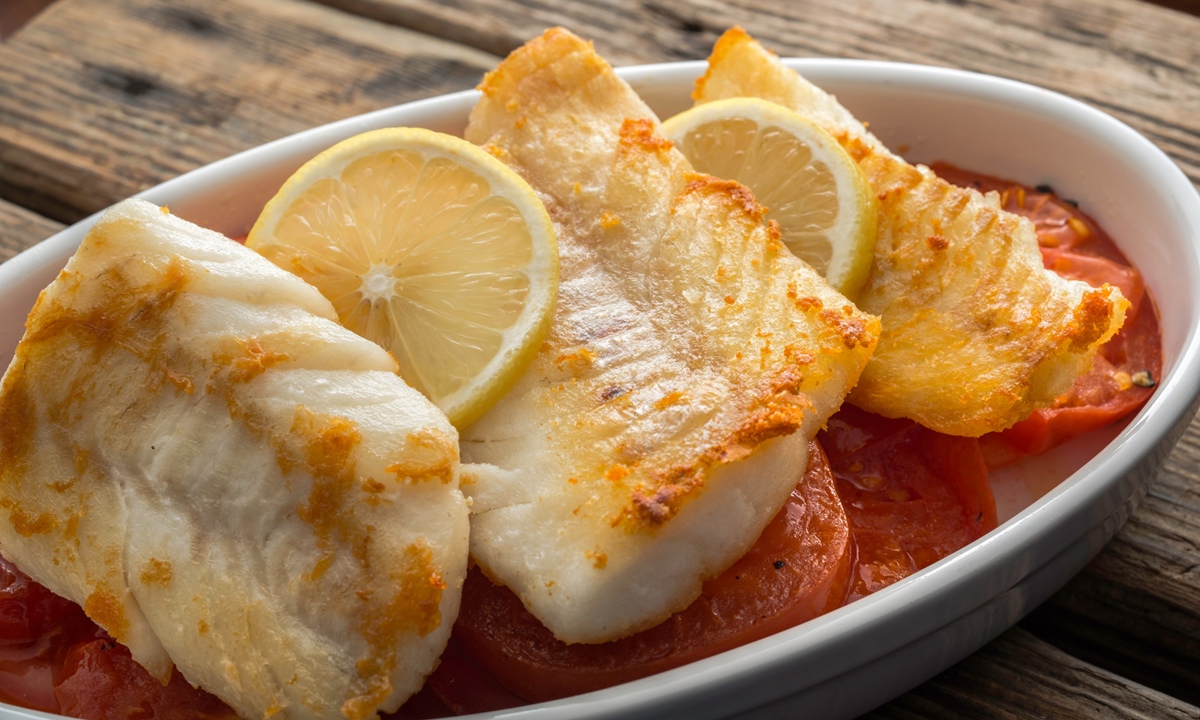 Filé de peixe assado