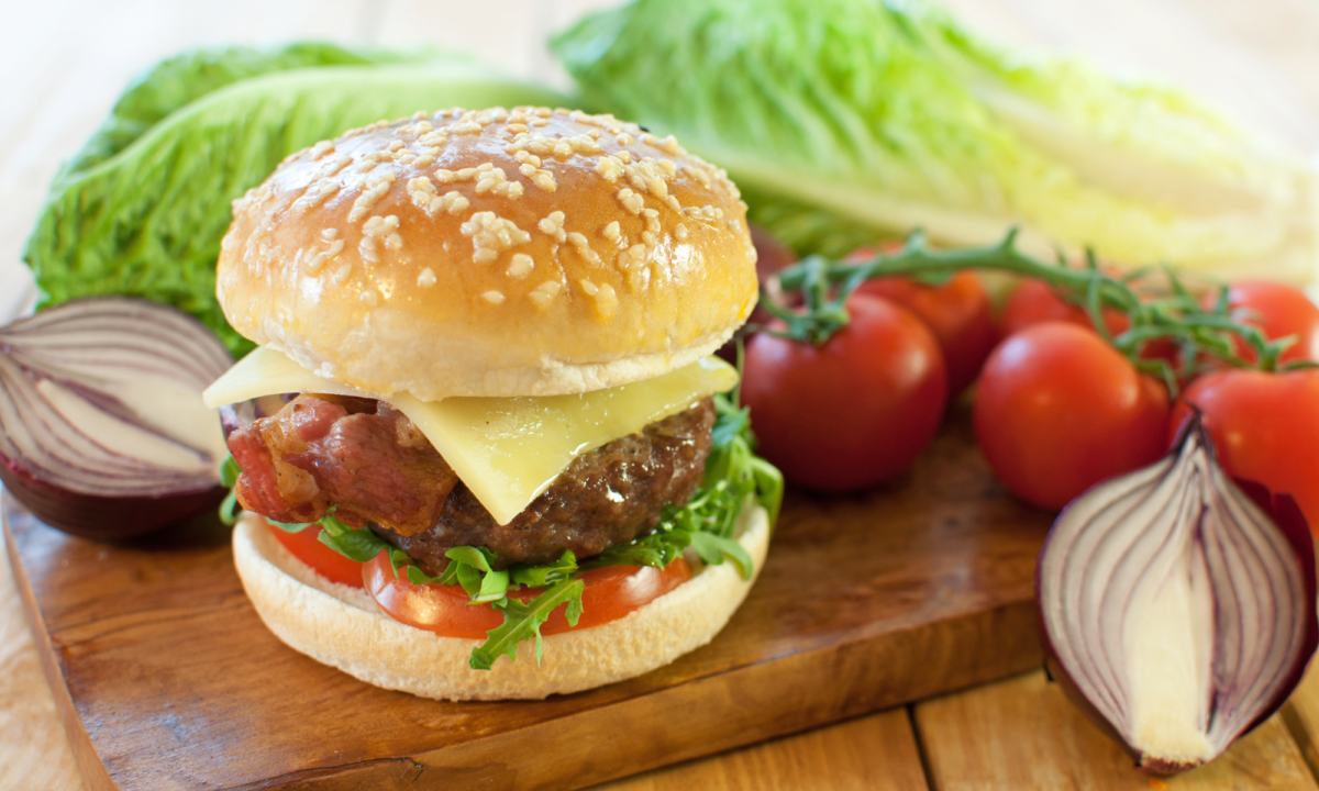 HAMBURGUER CASEIRO