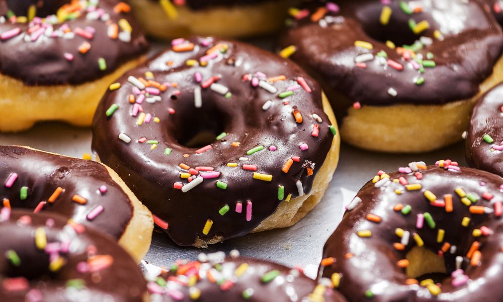 CHOCOLATE DONUTS