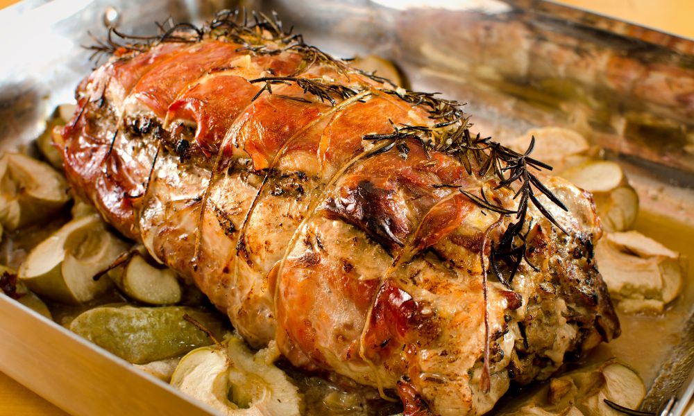 PERNIL DE PORCO RECHEADO