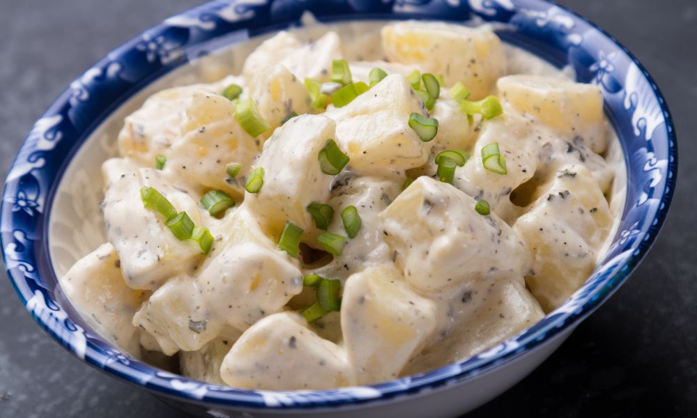 SALADA DE MAIONESE COM BATATA