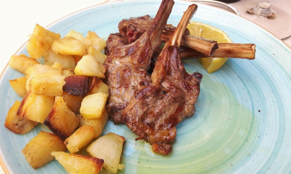 Cordeiro com Batatas ao Forno