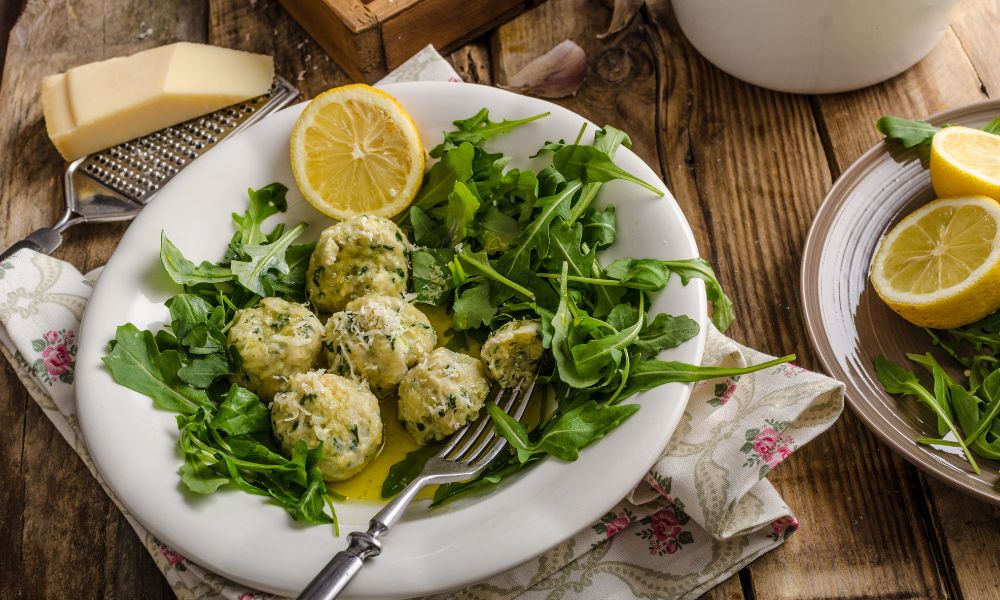 Bolinho de Ricota e Espinafre