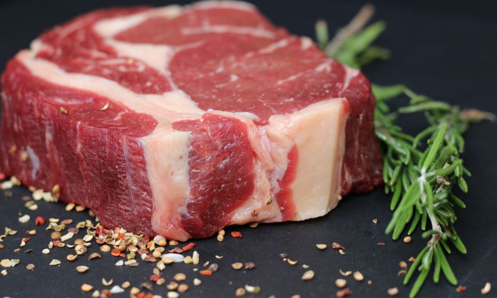 A counter-beef tenderloin in the Oven with Salt