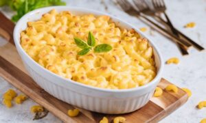 Macarrão com Queijo (mac'n cheese)