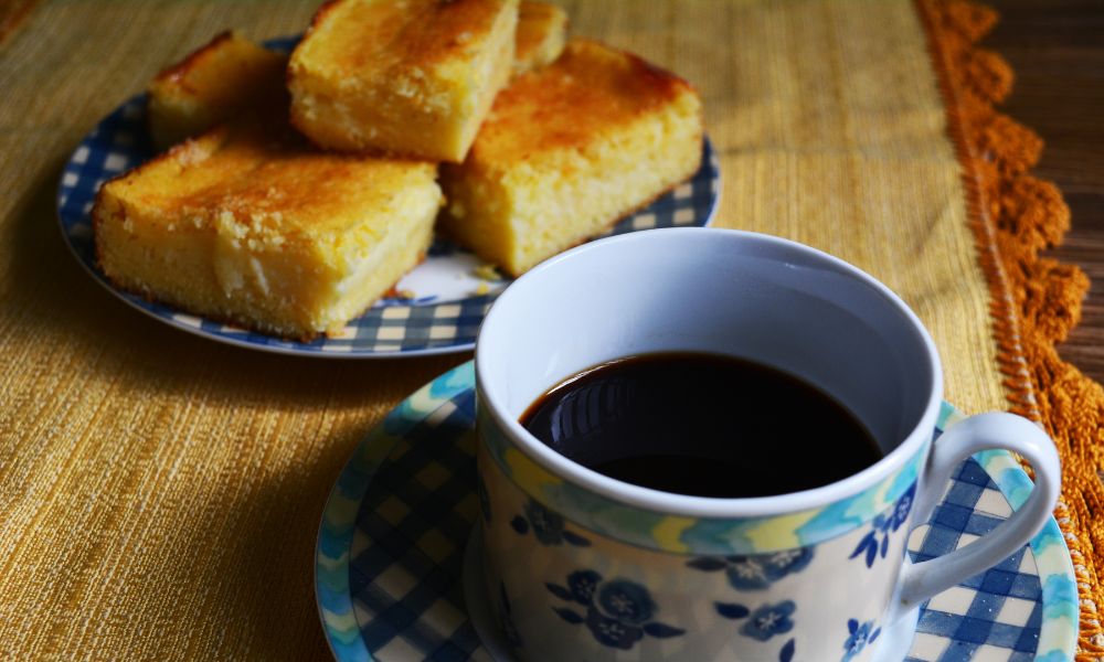 Bolo de Fubá Cremoso de Liquidificador Simples