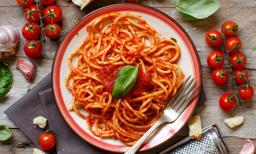 Macarrão Simples com Molho de Tomate