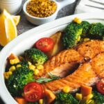 Peixe Assado com Legumes ao Forno