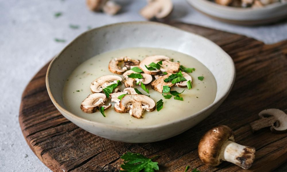 Sopa de Cogumelos com Ervas