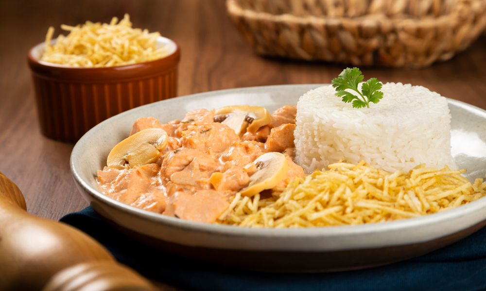 Strogonoff de Cogumelos (vegano ou vegetariano)