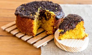 Bolo de Cenoura com Cobertura de Brigadeiro