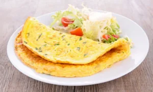 Omelete Simples e Fofinho com Poucos Ingredientes