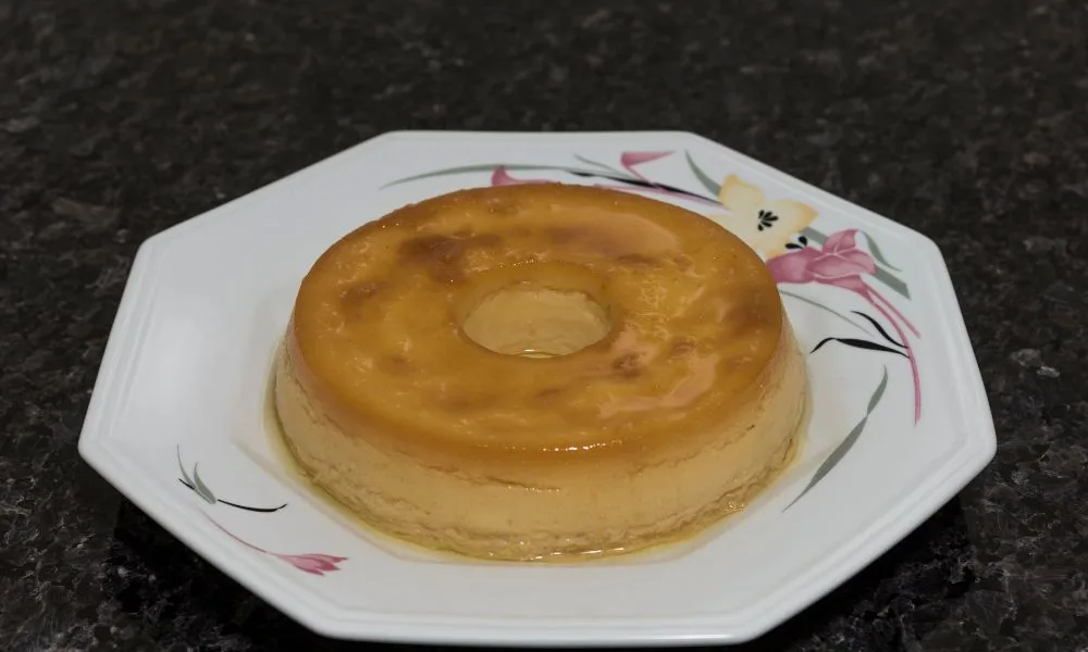 Pudim de Pão Amanhecido com Leite e Açúcar