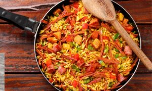 Arroz Carreteiro Simples com Carne Seca