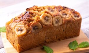 Bolo de Banana Caramelizada de Liquidificador