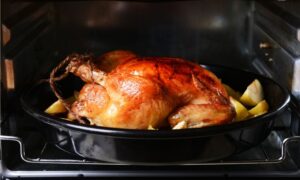 Frango Assado no Forno Fácil