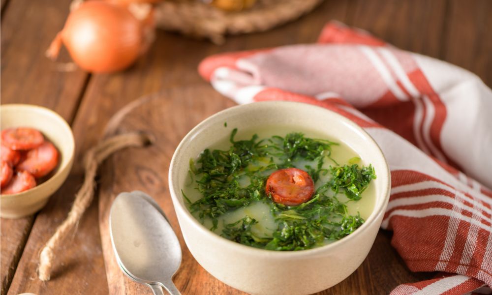 Caldo Verde Tradicional: simples, encorpado e com aquele sabor de casa portuguesa